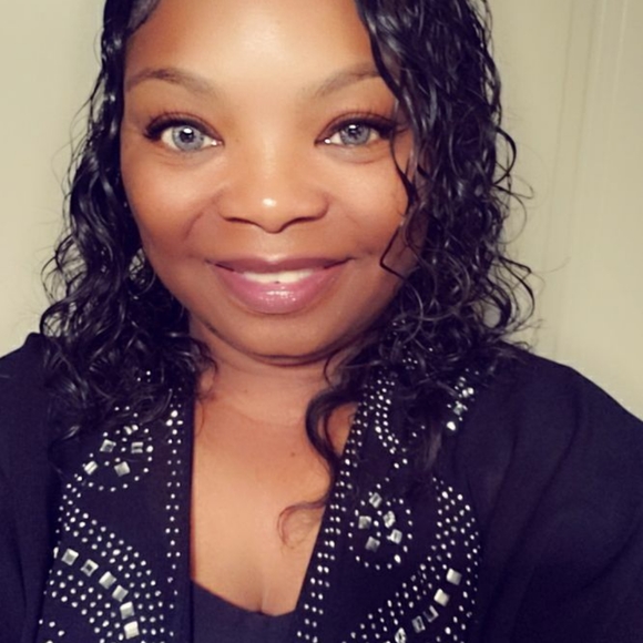 Meet your Posher, Tonya - Picture 3 of 16